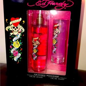 Ed Hardy “Life Love Luck” parfumeries and body spray gift set